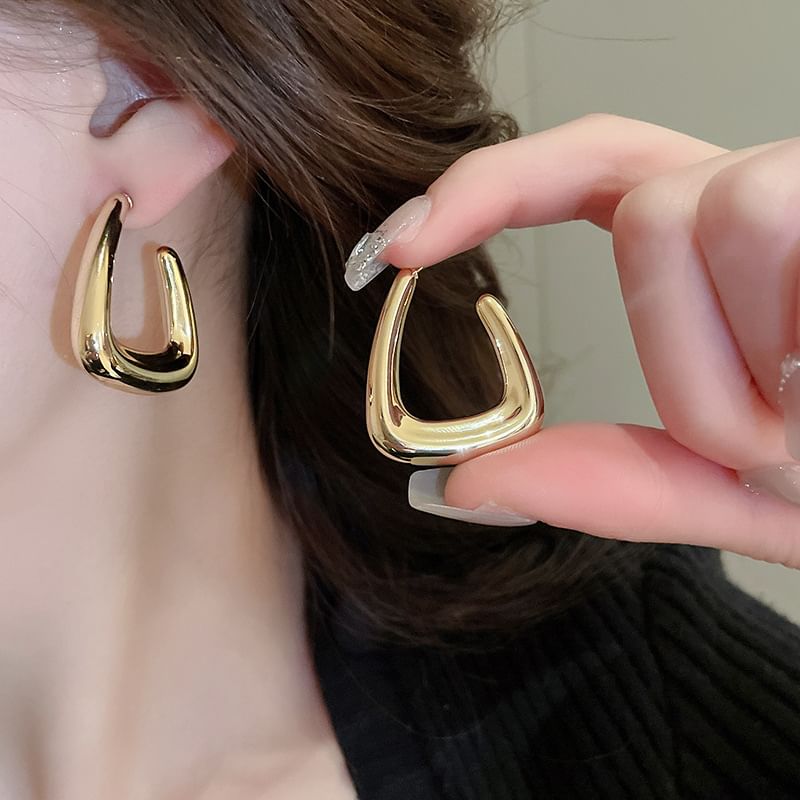Geometric Alloy Hoop Earring