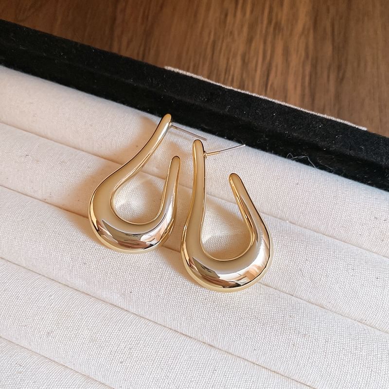 Geometric Alloy Hoop Earring
