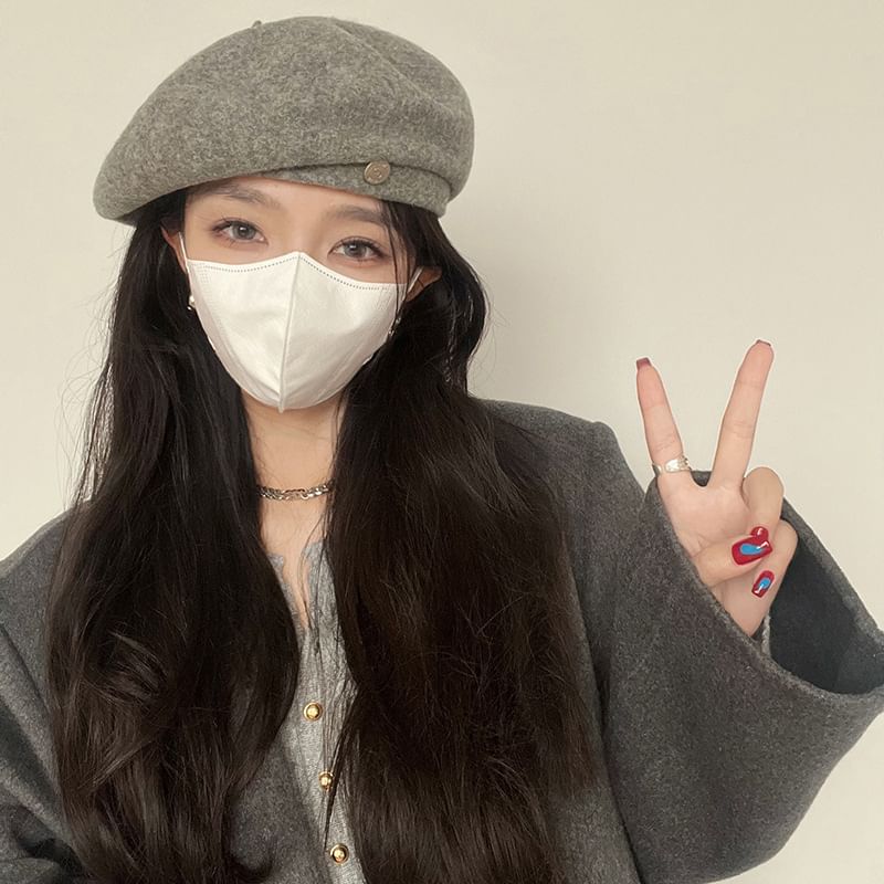 Metal Disc Wool Beret Hat