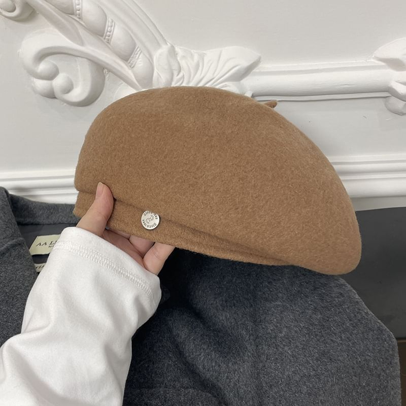 Metal Disc Wool Beret Hat