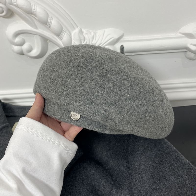 Metal Disc Wool Beret Hat