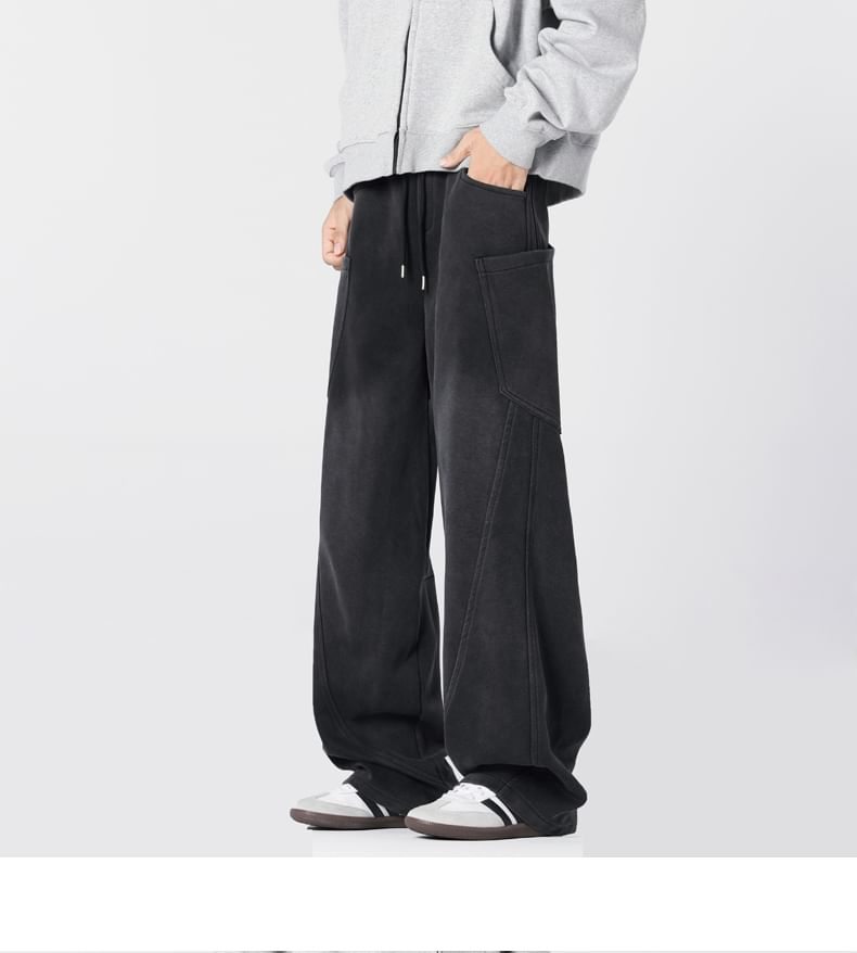 Drawstring Waist Panel Straight Leg Cargo Sweatpants