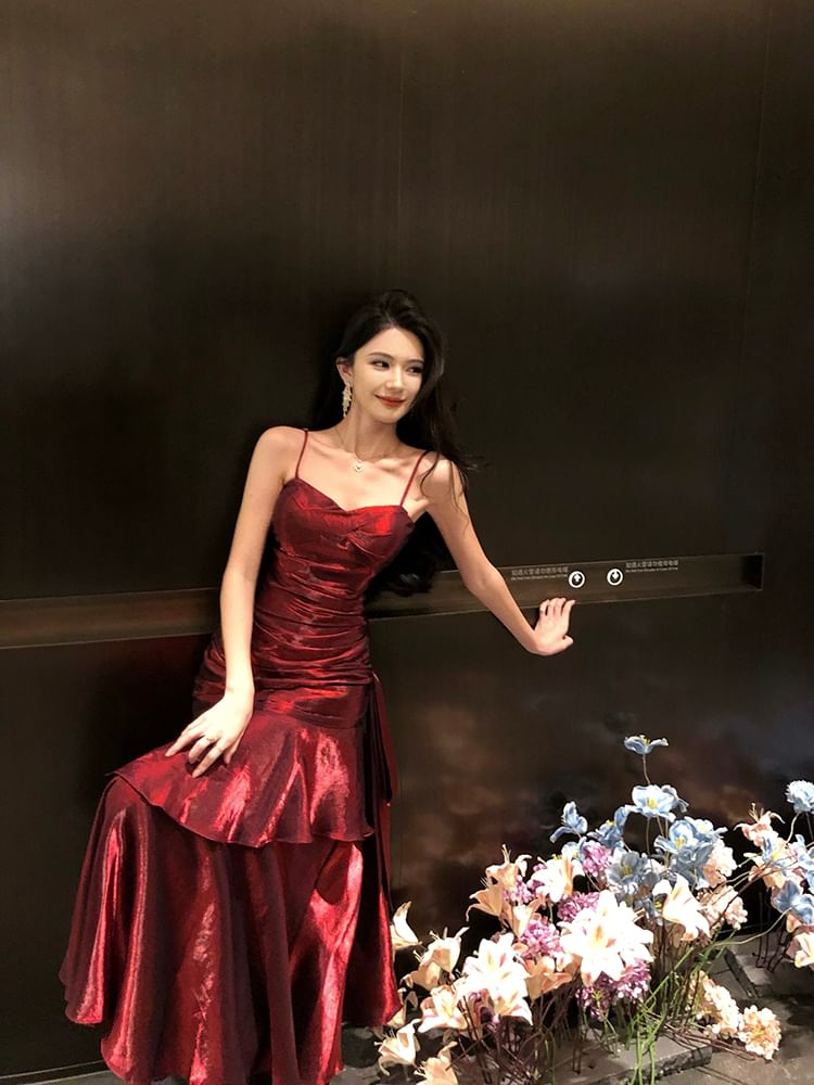 Spaghetti Strap V-Neck Plain Ruffle Panel Ruched Mermaid Evening Gown