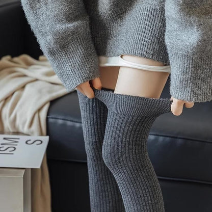 Plain Tall Socks Set