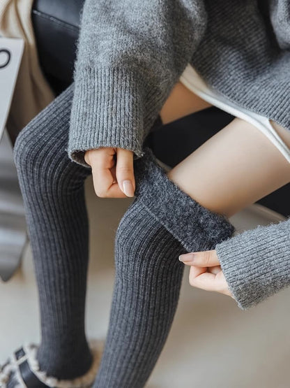 Plain Tall Socks Set