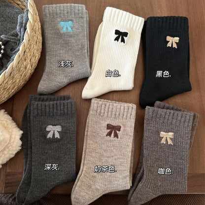 Bow Embroidered Socks