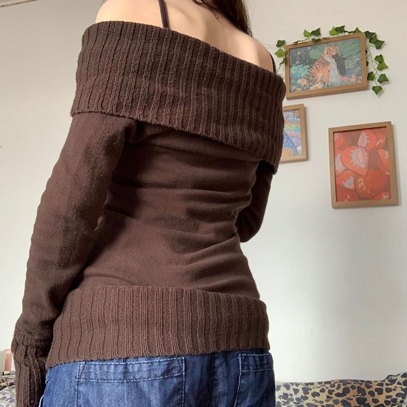 V-Neck Plain Buckle Up Cropped Sweater