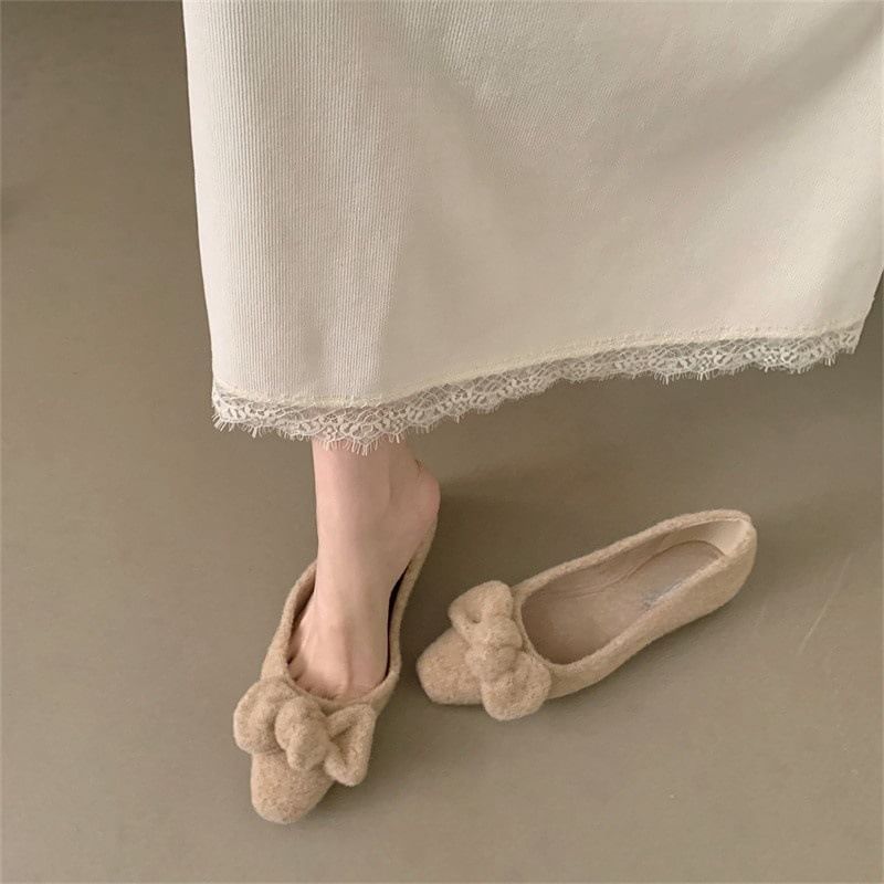 Square Toe Bow Wool Flats