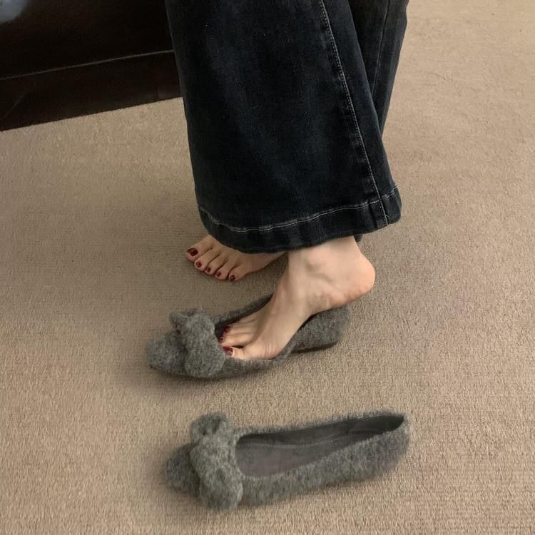 Square Toe Bow Wool Flats