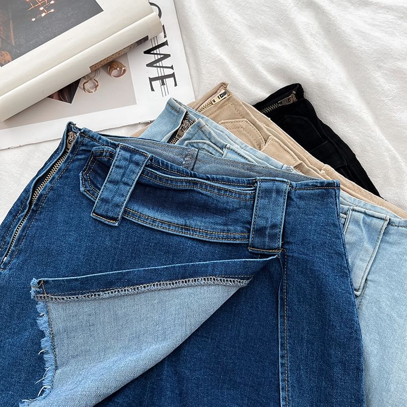 High Waist Fray Slit Mini Denim Skort