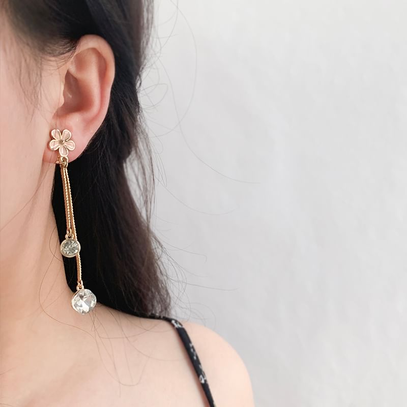 Floral Rhinestone Asymmetrical Alloy Dangle Earring