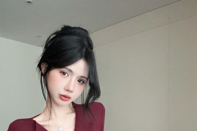 Long Sleeve V-Neck Plain Ruched Button Top