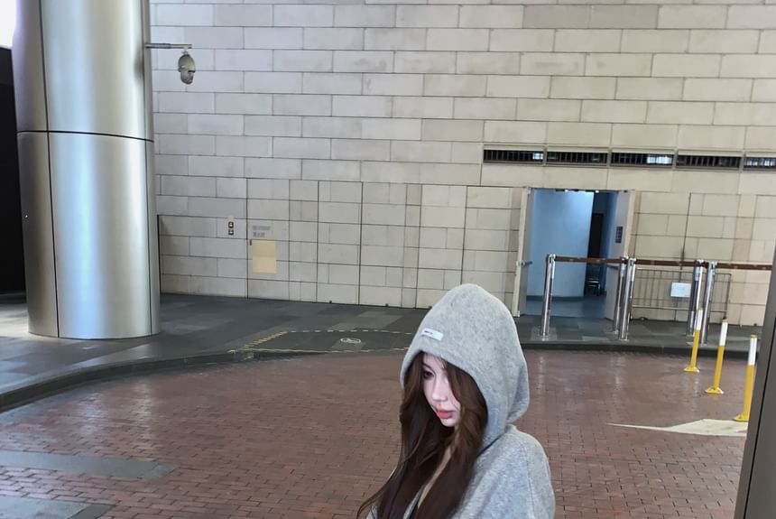 Melange Applique Zip Hoodie / Mid Rise Knit Shorts