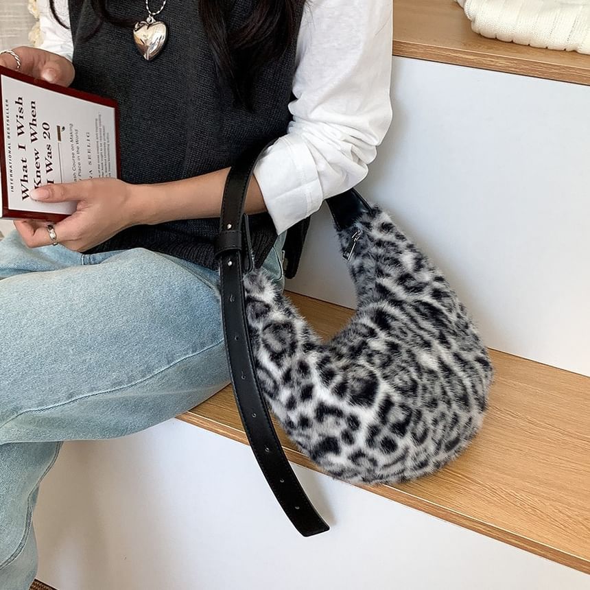 Leopard Print Fluffy Shoulder Bag