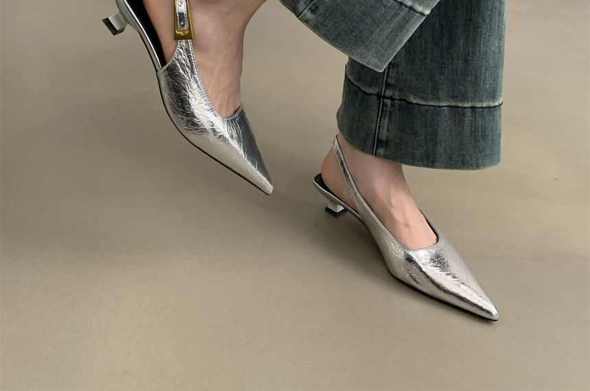 Pointed Toe Slingback Kitten Heel Pumps