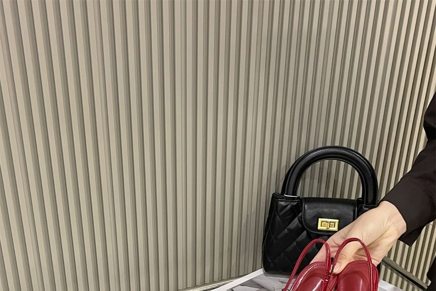 Pointed Toe Bow Slingback Patent Leather Pumps