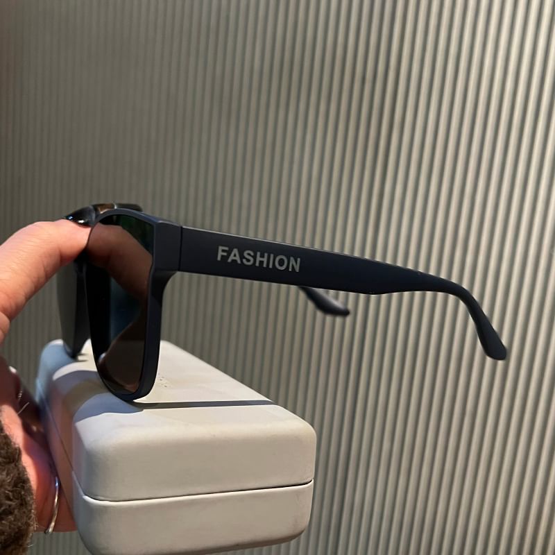 Plain Frame Sunglasses