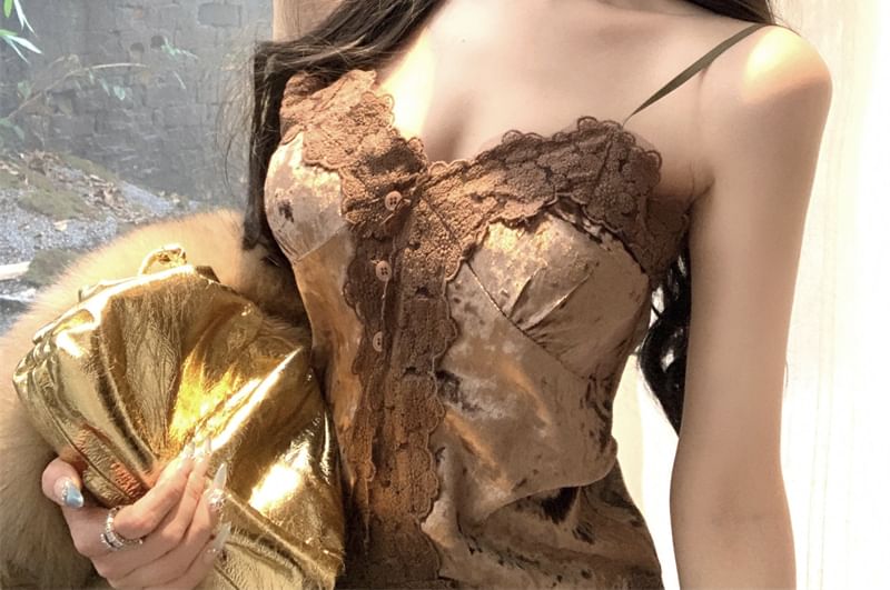 Frill Trim Plain Corp Cami Top