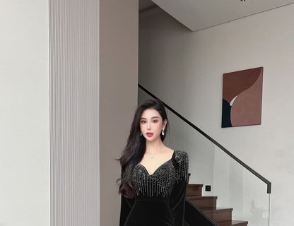 Long-Sleeve V-Neck Rhinestone Mermaid Evening Gown