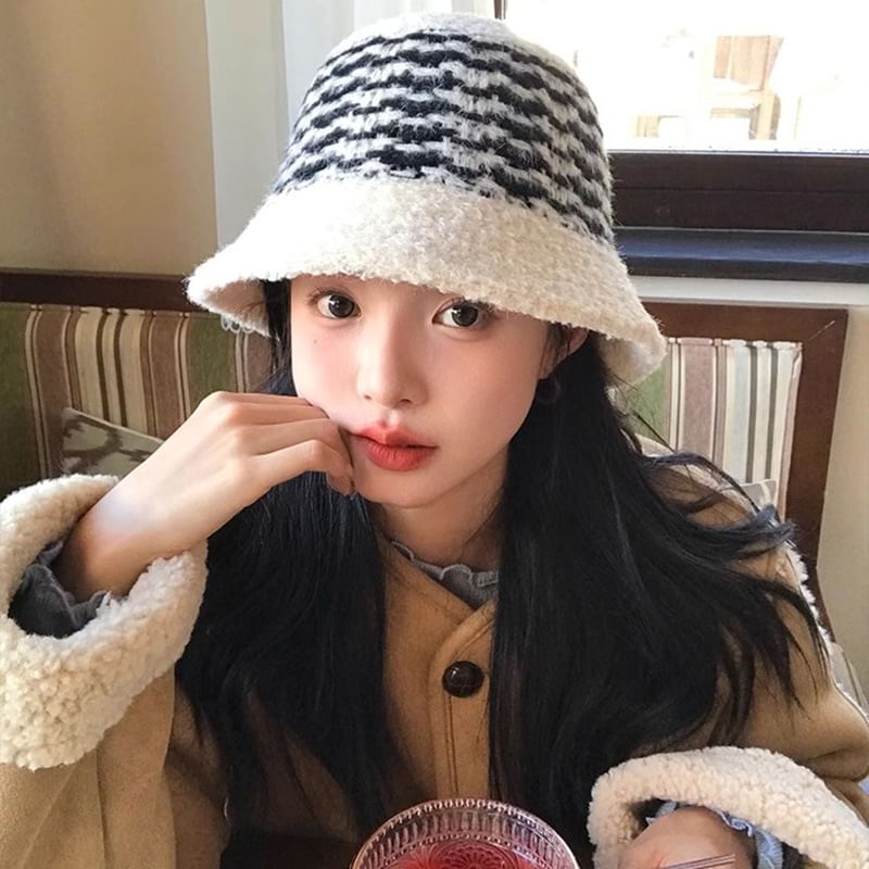 Striped Fluffy Bucket Hat