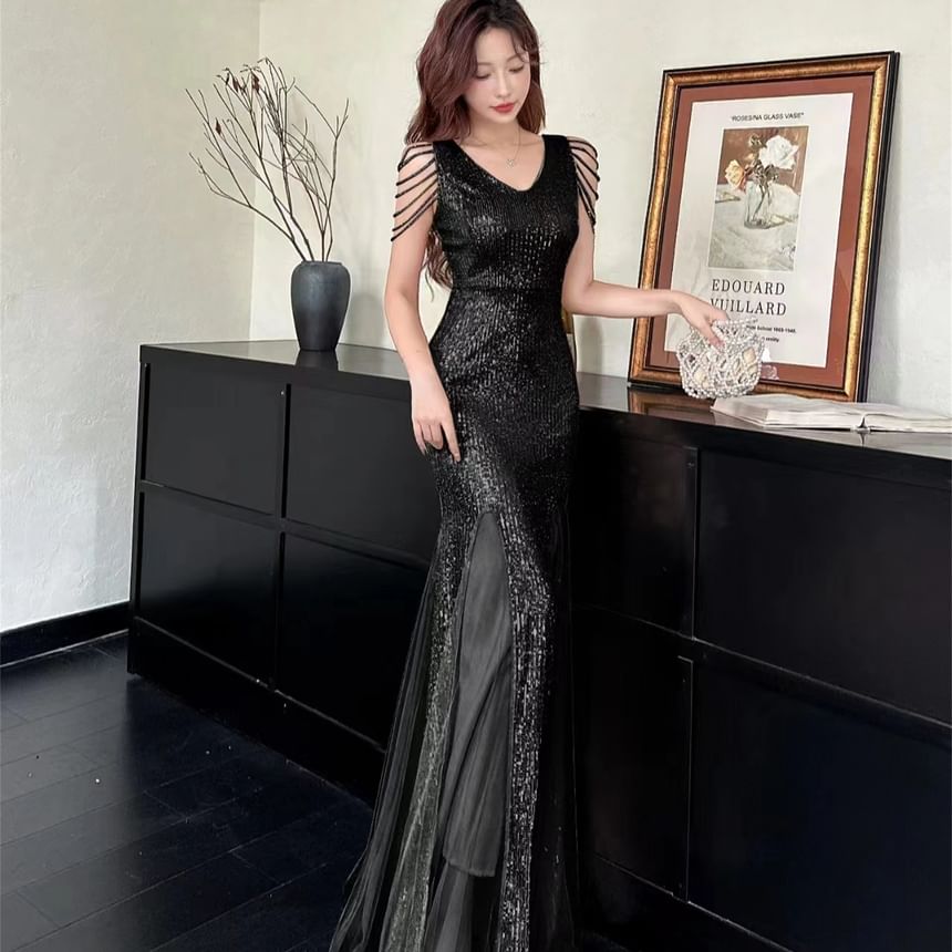Sleeveless V-Neck Sequined Mermaid Evening Gown