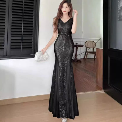 V-Neck Evening Mermaid Gown Sleeveless Sequined
