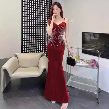Evening Strap Rhinestone V-Neck Spaghetti Gown Mermaid