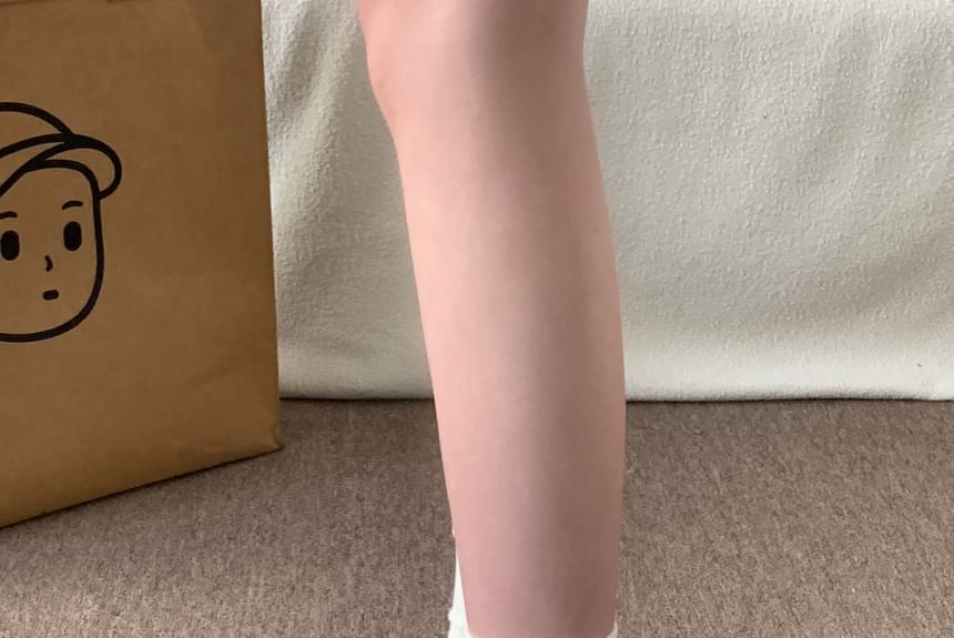 Chunky Heel Plain Buckled Faux Leather Shoes