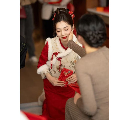 Set: Flared-Sleeve Floral Midi Wedding Qipao + Fluffy Trim Vest