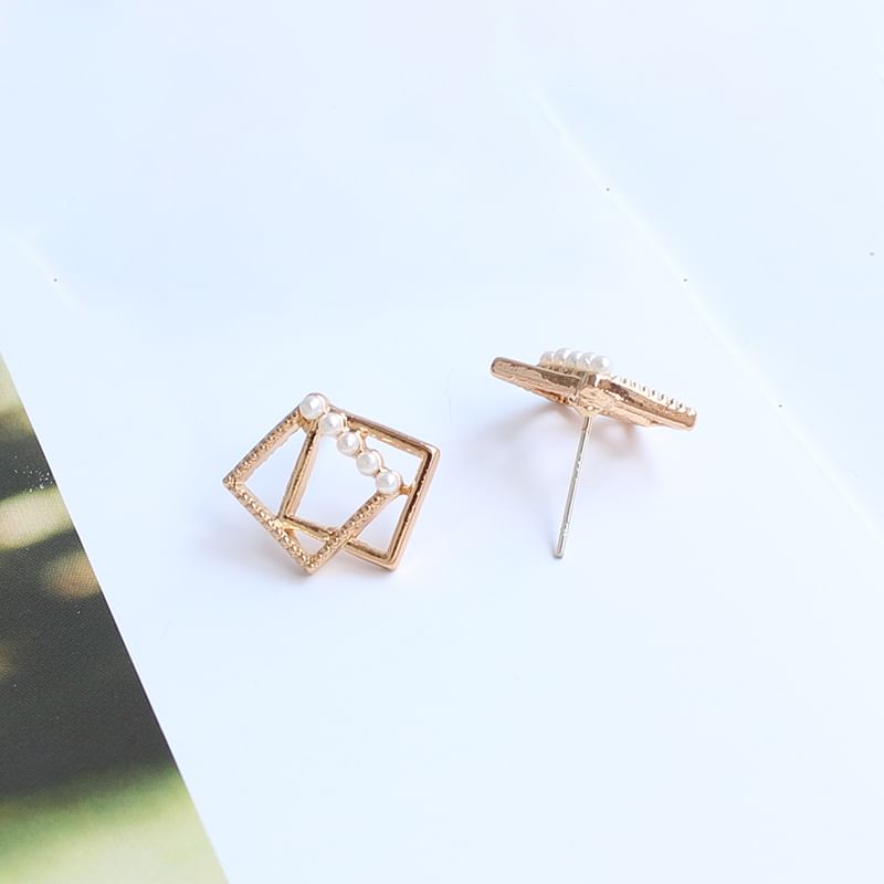 Faux Pearl Square Stud Earring