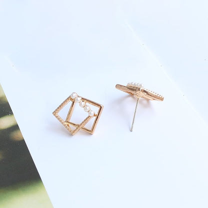 Faux Pearl Square Stud Earring