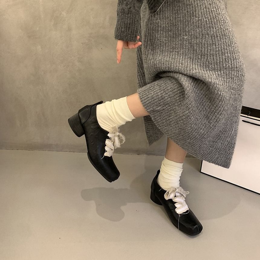 Square Toe Block Heel Lace Up Pumps