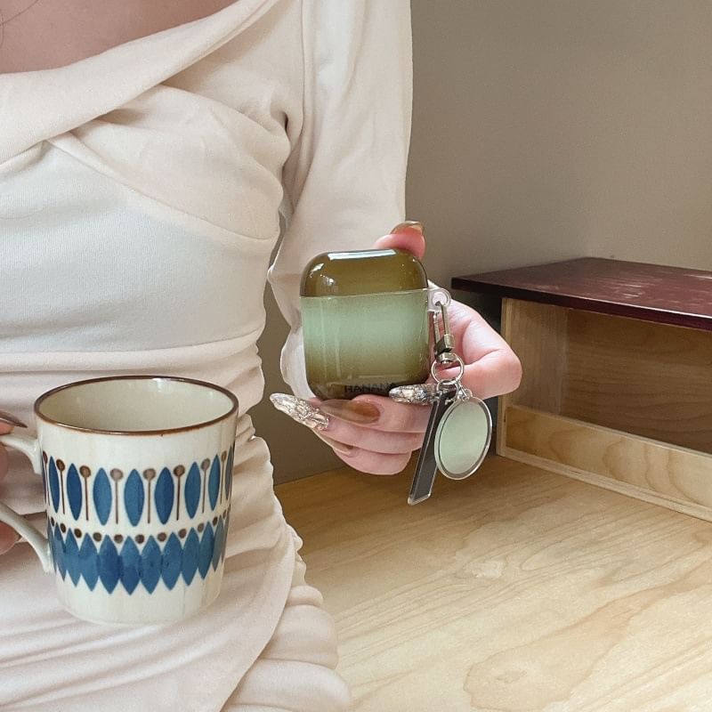 Gradient AirPods / Pro Earphone Case Skin with Charm