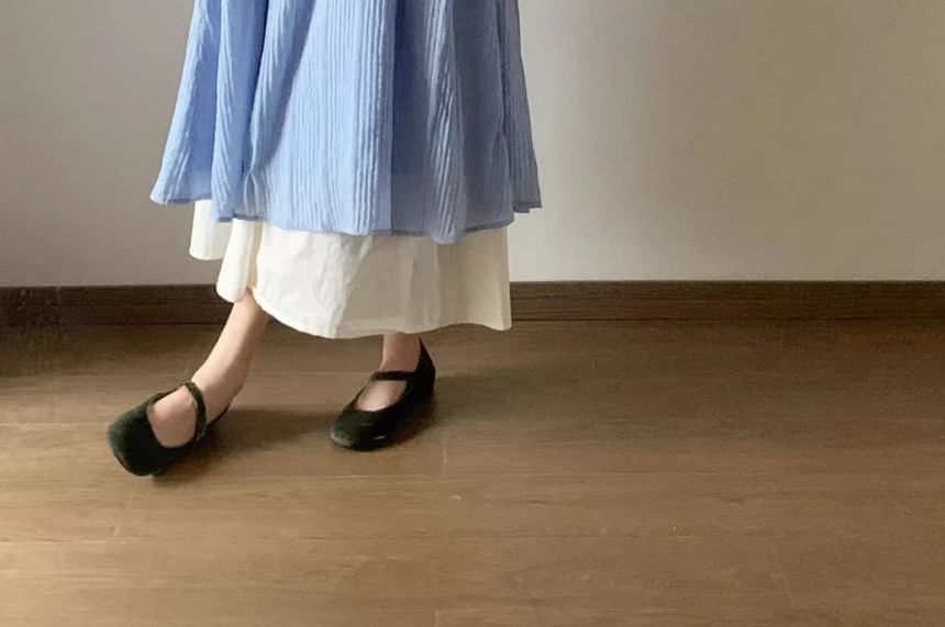 Sleeveless Round Neck Solid Pleated Maxi A-Line Dress