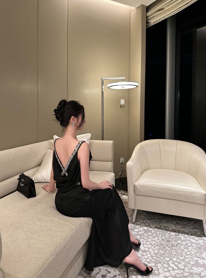 Scoop Mermaid Evening Sleeveless Rhinestone Plain Backless Neck Gown