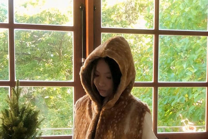 Deer Print Faux Fur Hooded Vest