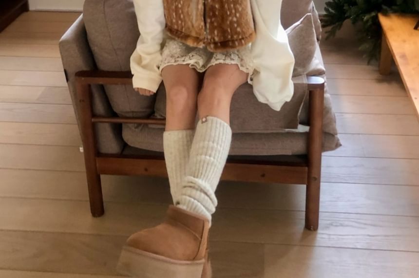 Deer Print Faux Fur Hooded Vest