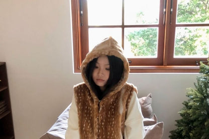 Deer Print Faux Fur Hooded Vest