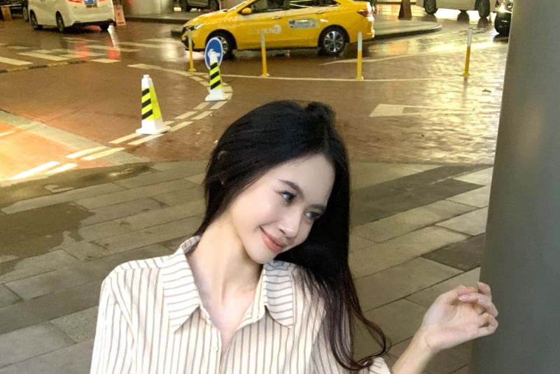 Long-Sleeve Collared Striped Button Up Shirt / High Waist Leopard Print Mini Pencil Skirt