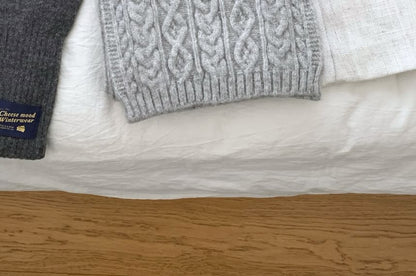 Plain Cable-Knit Scarf