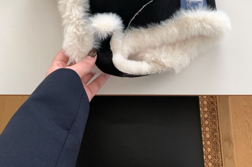 Plain Applique Fluffy Trim Trapper Hat