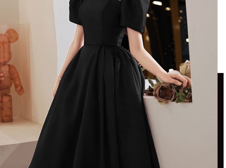 Square A-Line Evening Gown Maxi Sleeve Puff Plain Neck