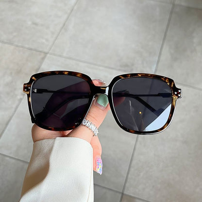 Retro Studded Eyeglasses