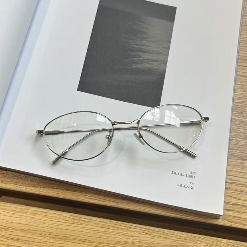 Oval Thin Frame Eyeglasses