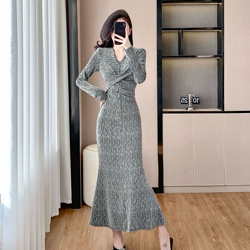 Long Sleeve V-Neck Rhinestone Ruched Floor-Length Mermaid Dress