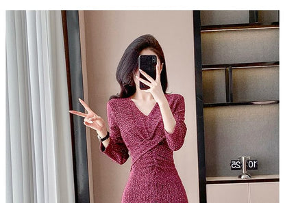 Long Sleeve V-Neck Rhinestone Ruched Floor-Length Mermaid Dress
