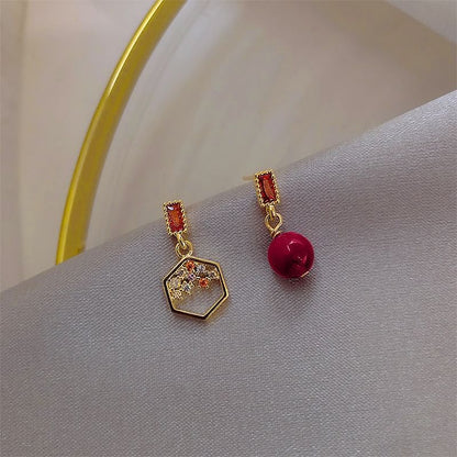 Ear Stud / Drop Earring / Hook Earring / Ear Cuff / Huggie Earring
