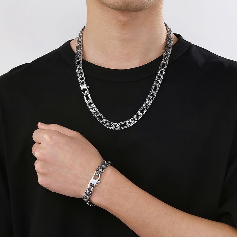 Debossed Chained Necklace & Bracelet Set