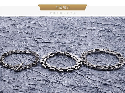 Debossed Chained Necklace & Bracelet Set