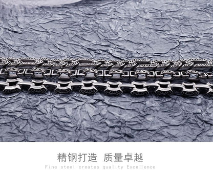 Debossed Chained Necklace & Bracelet Set